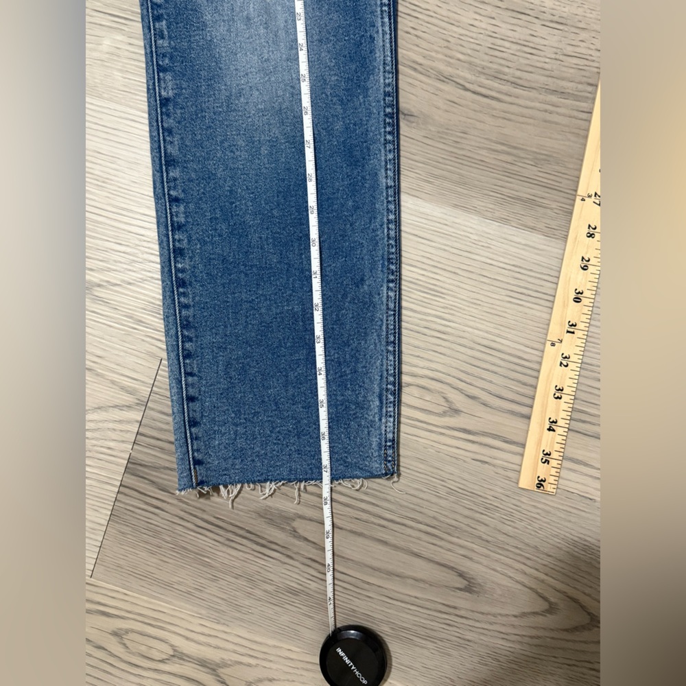 J. Crew Classic Vintage High Rise Medium Blue Jeans Raw Hem Distressed Pockets - Picture 8 of 10